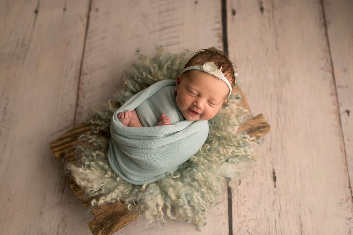 smiling baby, Vermont newborn photographer