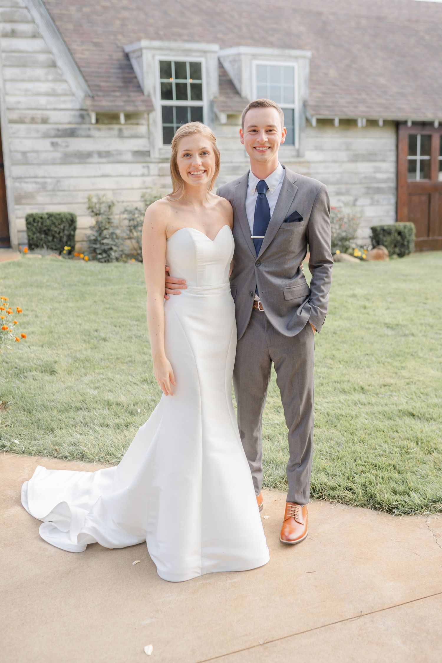 Holly, Michigan Wedding
The Grand Belle Katie Gibbons Photography