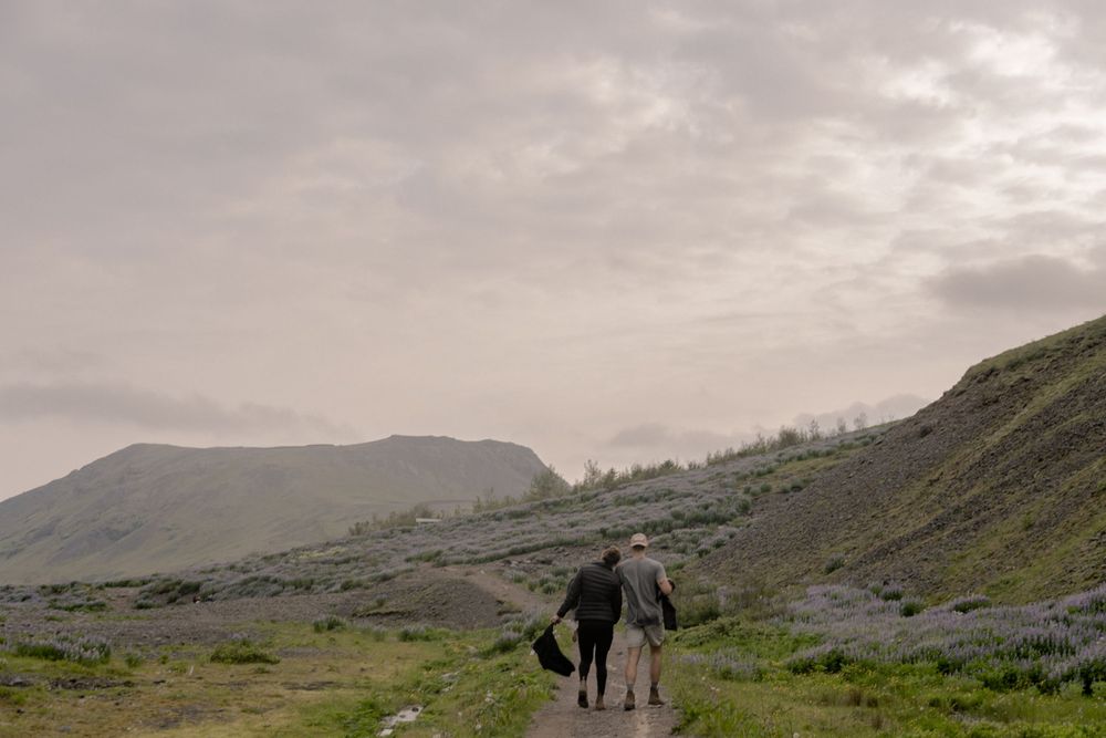 Elopement intimate wedding photographer, based in Iceland charleston South Carolina North Carolina destination wedding