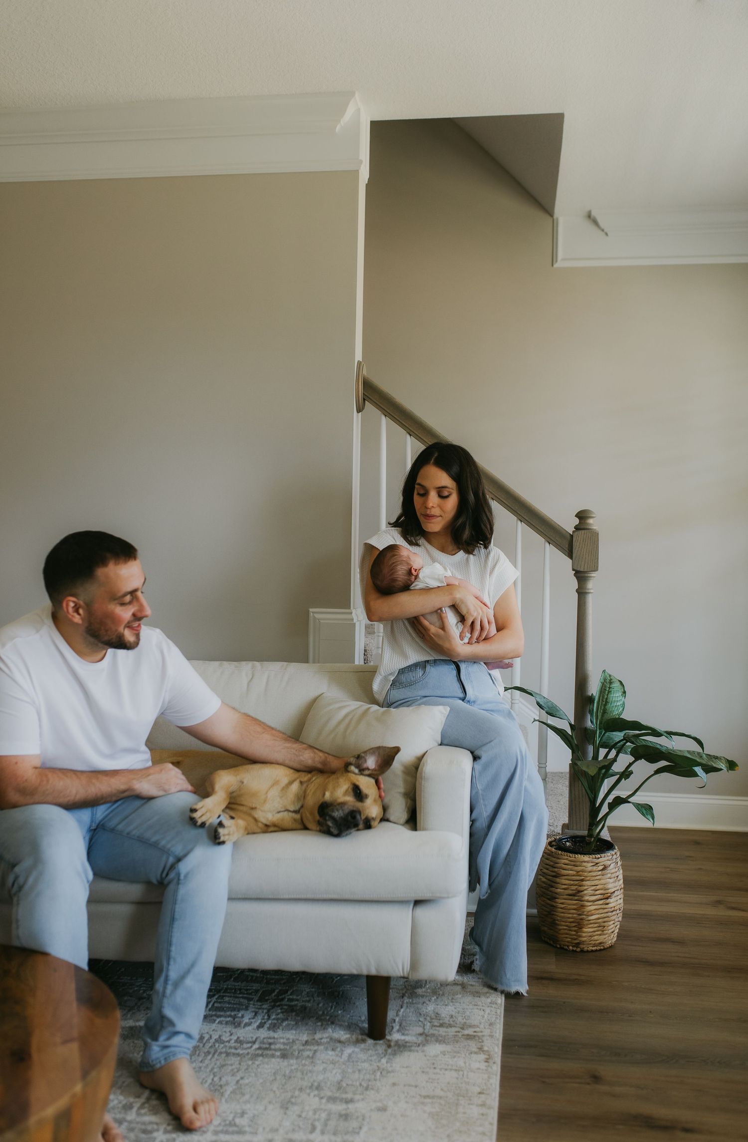 newborn photos in the comfort of home in Knoxville