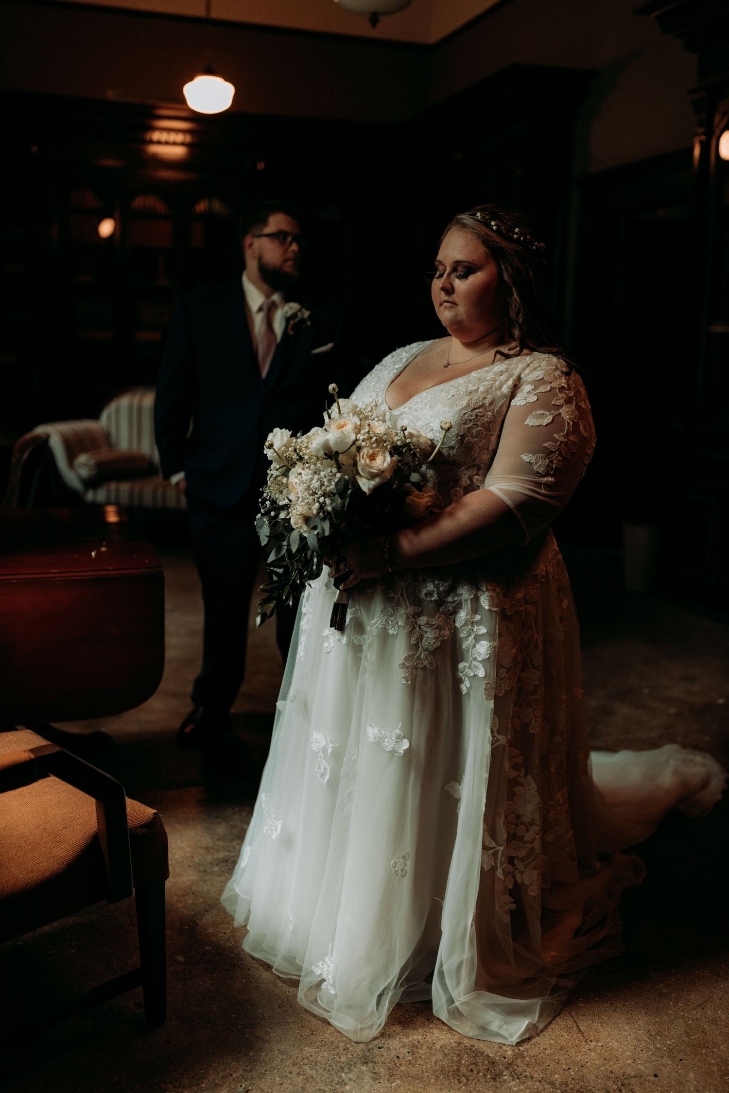 Toledo-Collingwood-art-center-wedding-library