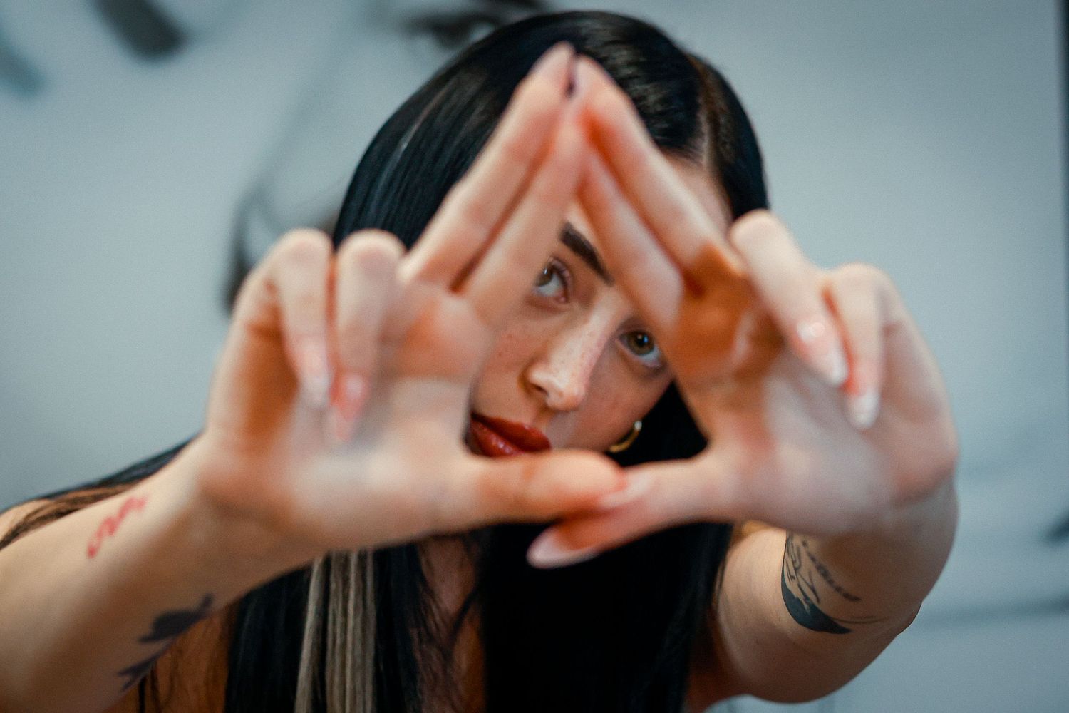 The Argentine singer, Nicki Nicole, releases her new album "Alma"