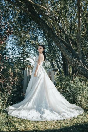 Beth Dress Wedding Photographer VNDRDOG Media Nanton