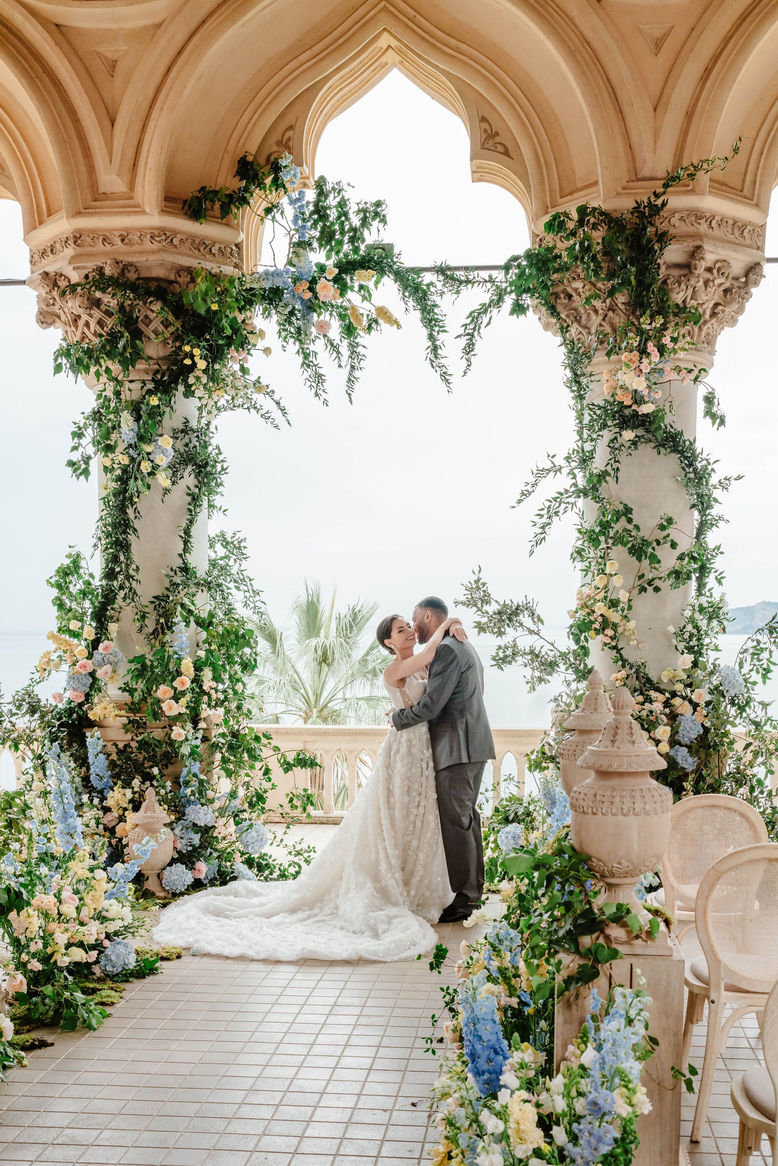 Zara Davis Cotswolds Wedding Photography Cheltenham Gloucestershire Italy Destination Isol Del Garda Lake Como luxury Ireland France