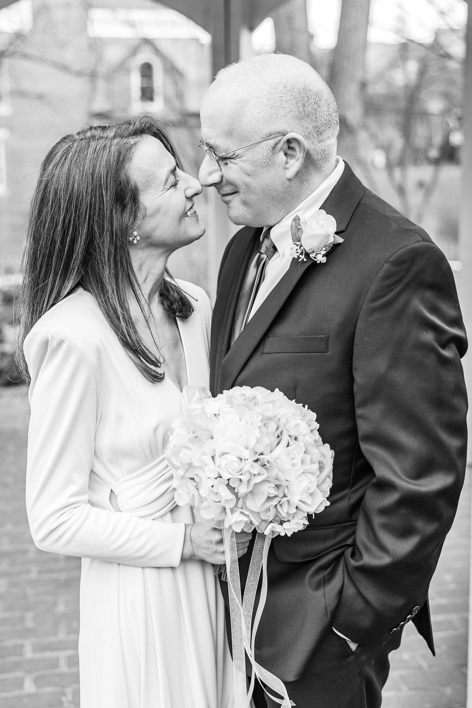 OLD TOWN ALEXANDRIA VIRGINIA ELOPEMENT PICTURES