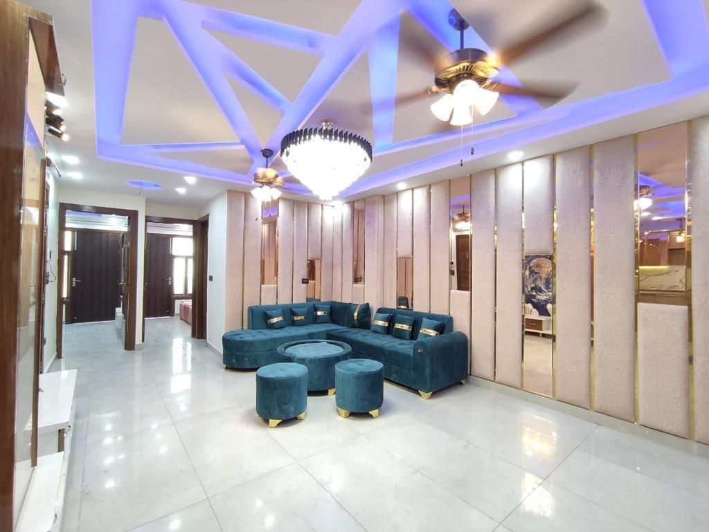 4 bhk flats in dwarka mor
