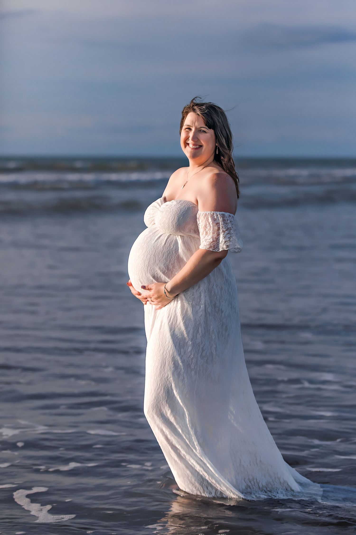 Palmerston North Newborn Baby Family Photographer. Beach Maternity at Foxton beach