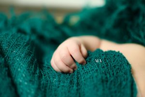 baby fingers