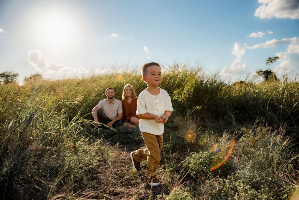 Beautiful Family Lifestyle Session in Waco, Texas with Natalia Burrows Photography