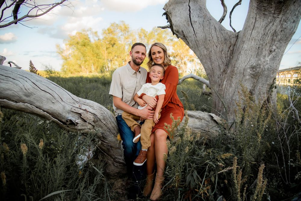 Beautiful Family Lifestyle Session in Waco, Texas with Natalia Burrows Photography