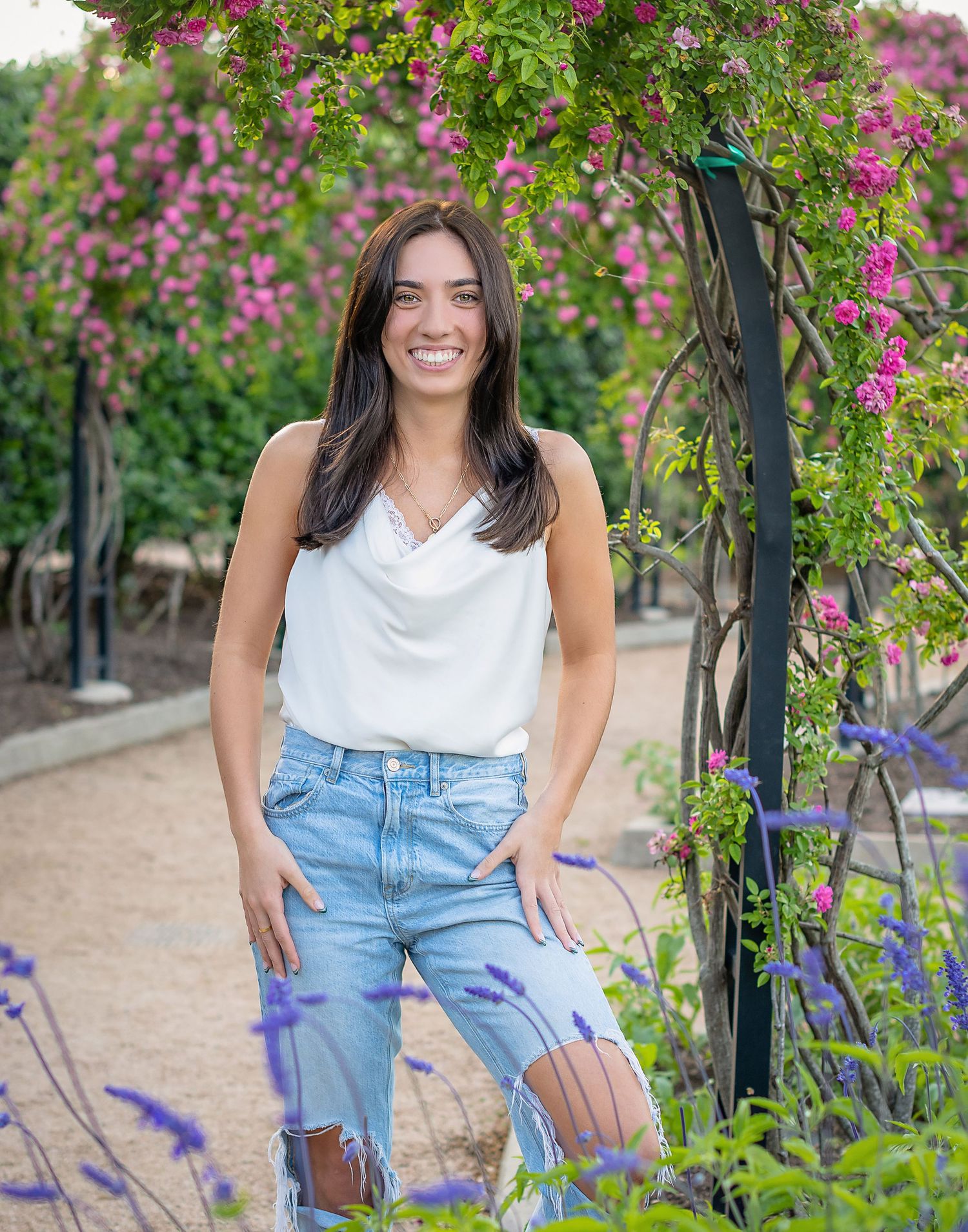 Capturing Lasting Memories: Lynn Pennington's Houston Senior Portrait Photography