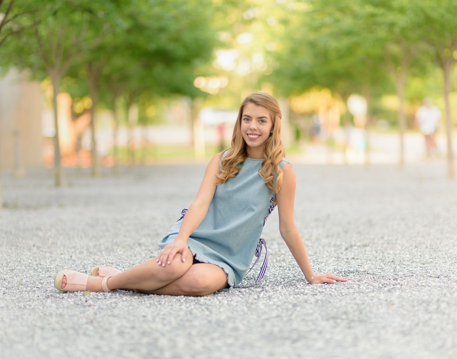 Capturing Lasting Memories: Lynn Pennington's Houston Senior Portrait Photography