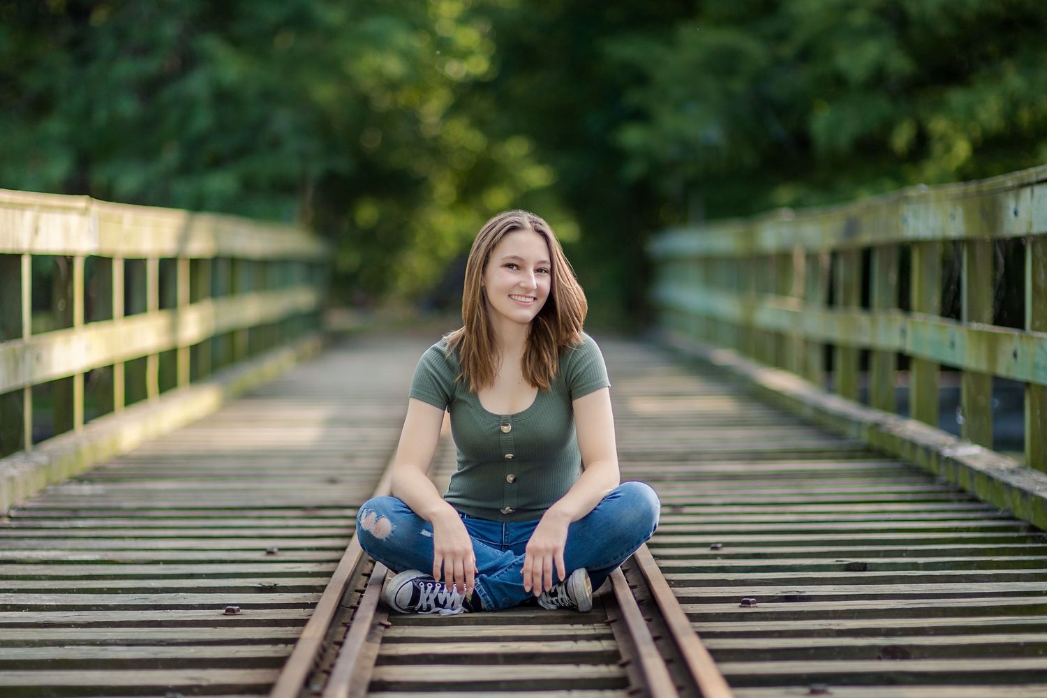 Capturing Lasting Memories: Lynn Pennington's Houston Senior Portrait Photography