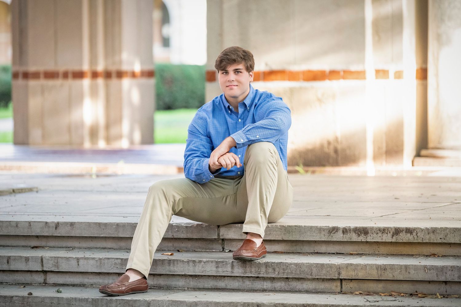 Capturing Lasting Memories: Lynn Pennington's Houston Senior Portrait Photography