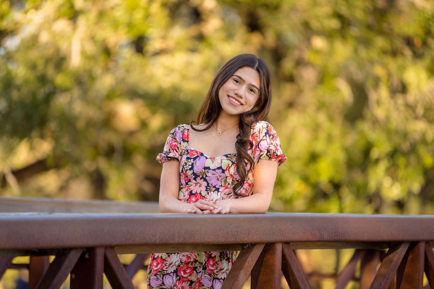 Lynn Pennington Houston Senior Portrait Photographer