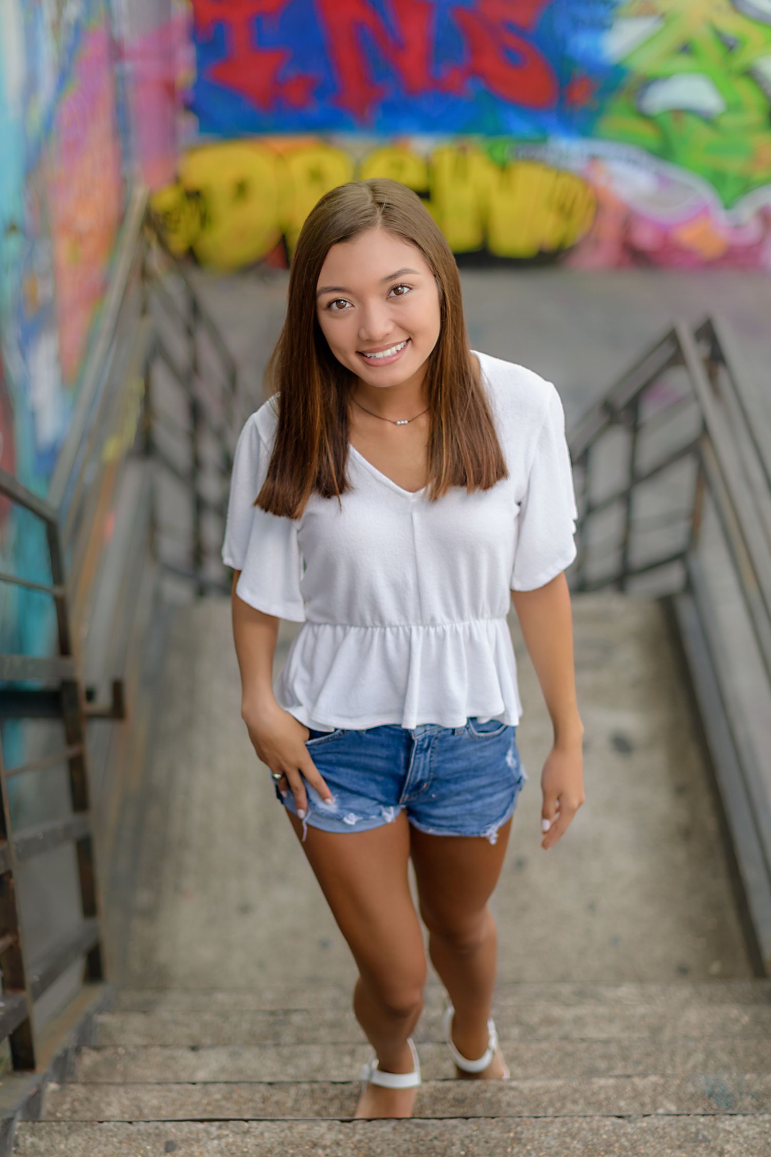 Capturing Lasting Memories: Lynn Pennington's Houston Senior Portrait Photography