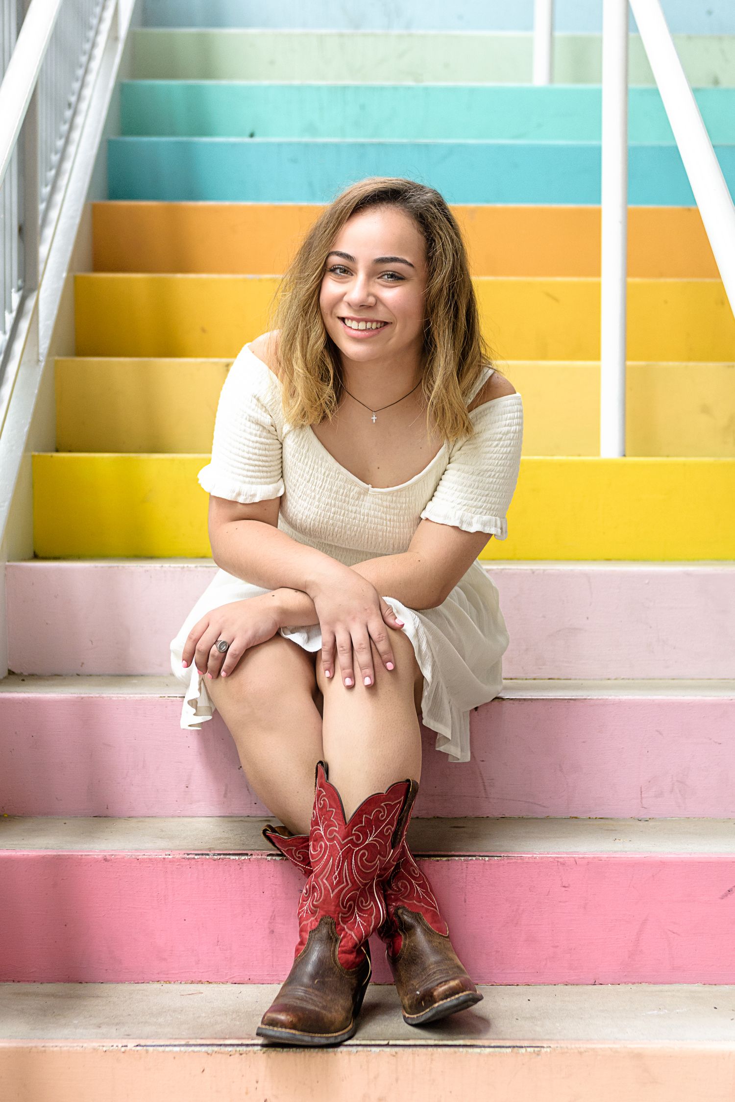 Capturing Lasting Memories: Lynn Pennington's Houston Senior Portrait Photography