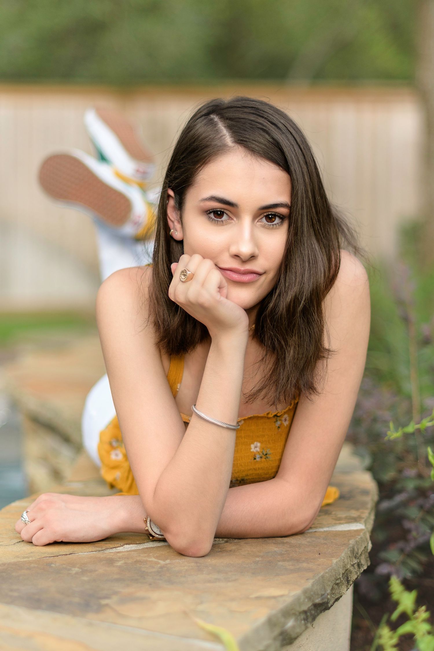 Capturing Lasting Memories: Lynn Pennington's Houston Senior Portrait Photography