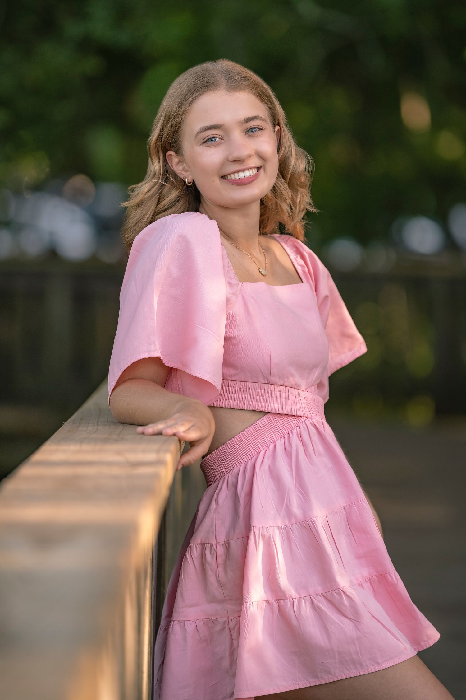 Lynn Pennington Houston Senior Portrait Photographer