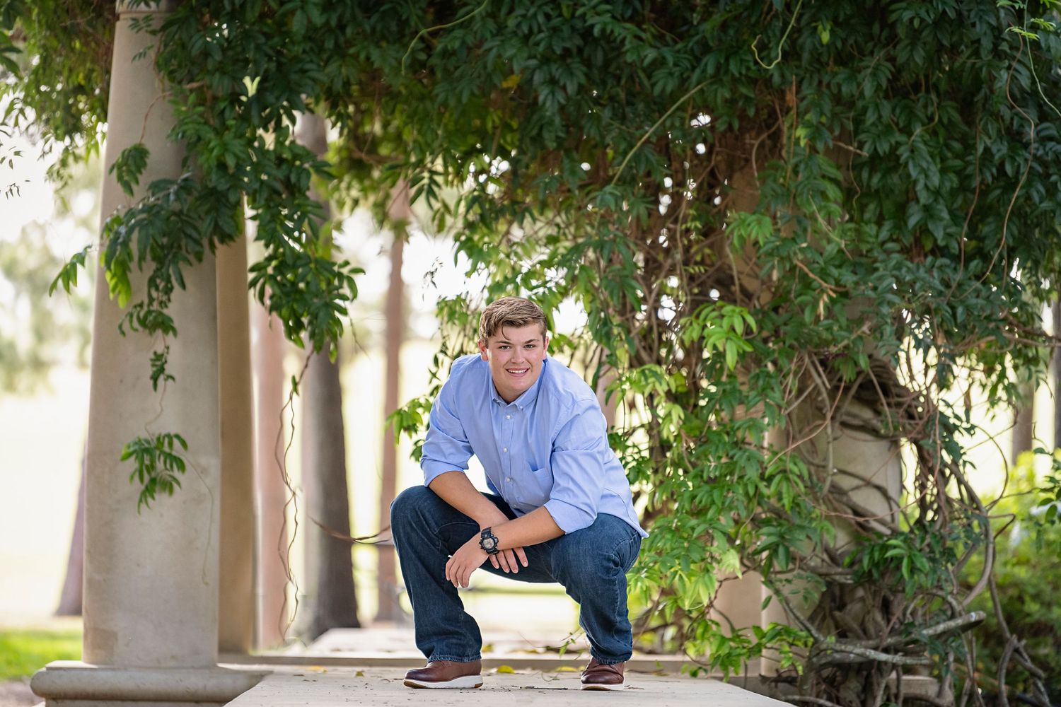 Capturing Lasting Memories: Lynn Pennington's Houston Senior Portrait Photography