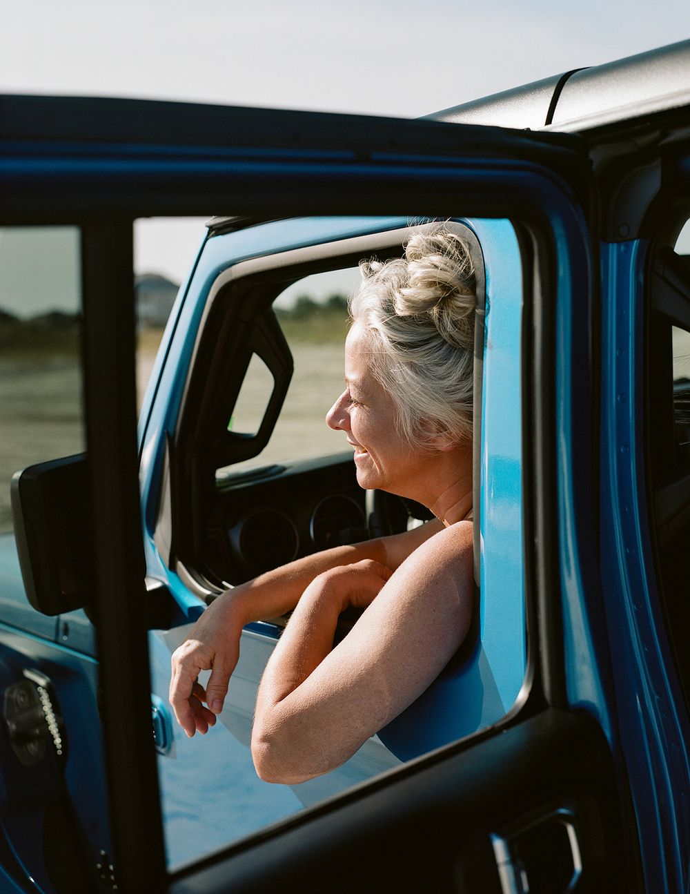 Heidi Unruh is a crystal coast photographer interested in elevating powerful middle age women.