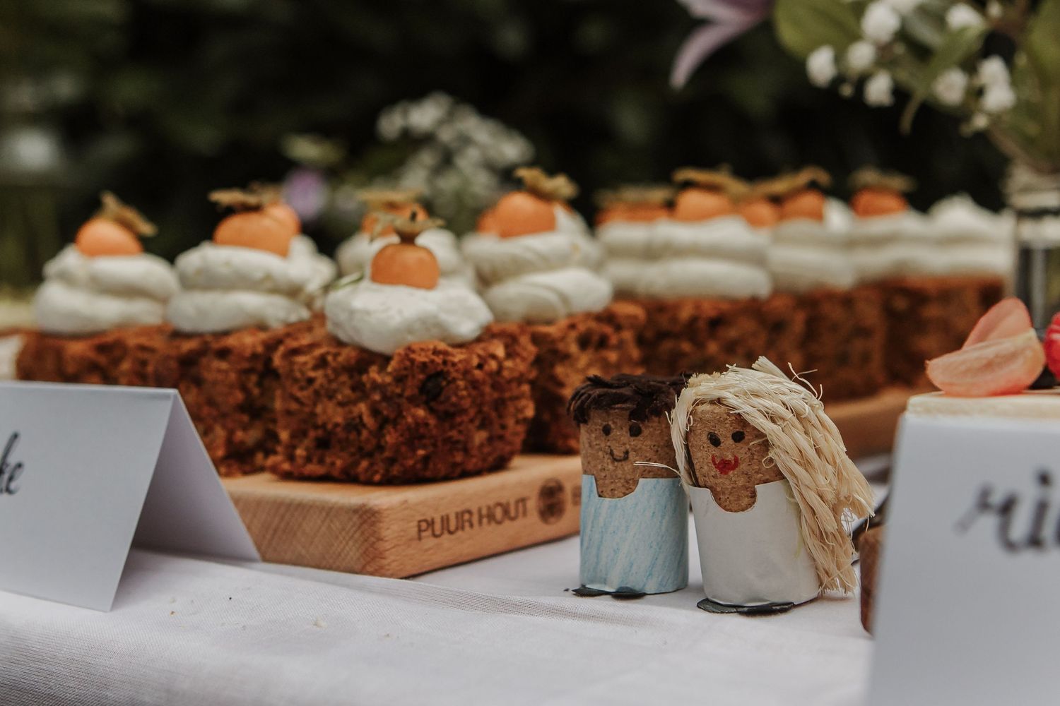 Kyra Trouw Fotografie | Puur, verhalend & liefdevol | Contact | Bruiloften | Weddingcake | Kyra Trouw fotograaf