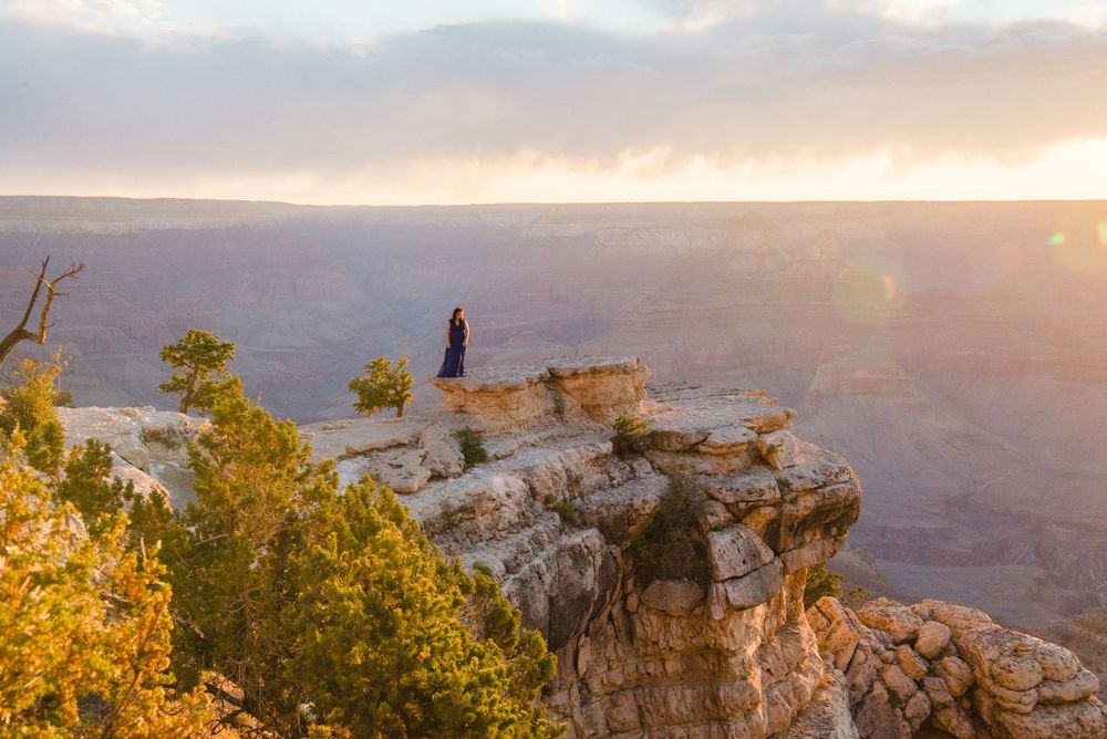 sunset at the grand canyon. modeling photo session. grand canyon. arizona. wedding photographer