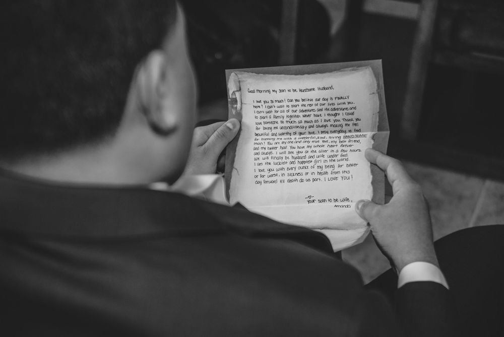 letter to the groom. getting ready. romantic. bride's accesories. getting ready. Rancho Guadalupe. Edinburg, Texas
