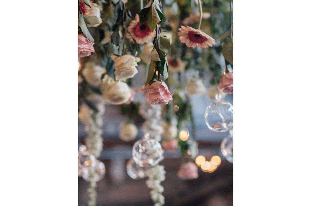 Flower center piece in a wedding