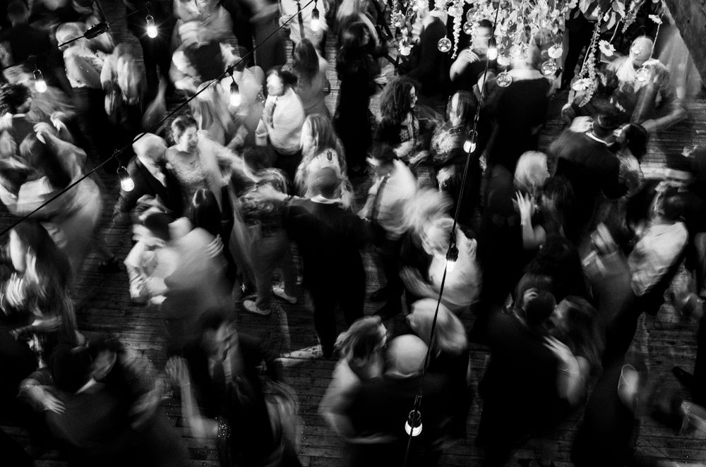 everyone is dancing