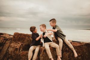 brothers family photography beach crowdy head harrington