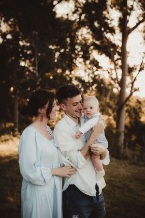 Outdoor farm country sunset rustic family session old bar