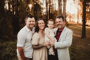 Tinonee taree studio photographer natural light newborn family outdoor golden hour wingham forster