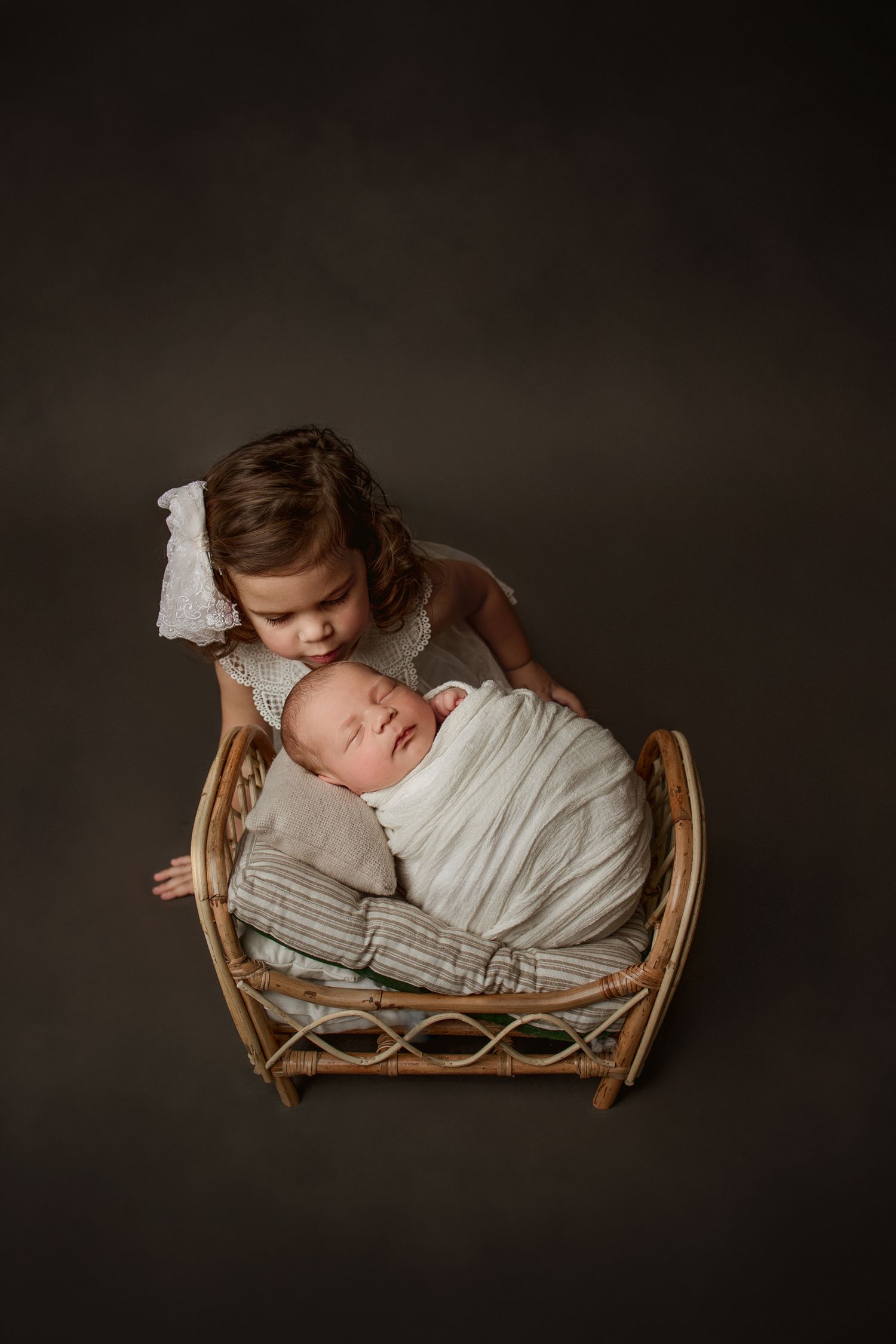 newborn photo session near me, newborn photography packages, miami newborn photographer