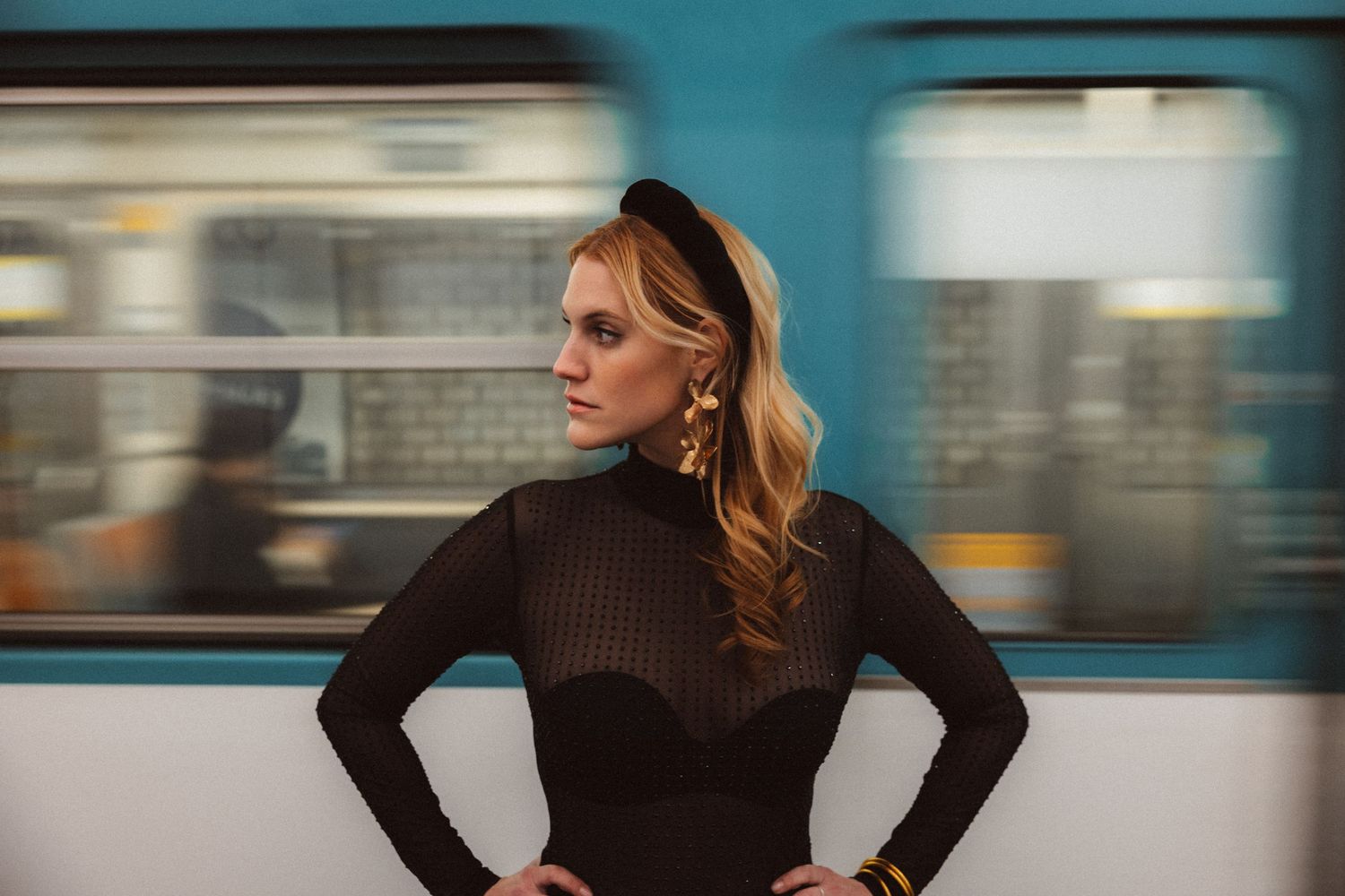 Séance portrait lifestyle dans Paris, shooting par Julie Fox photography