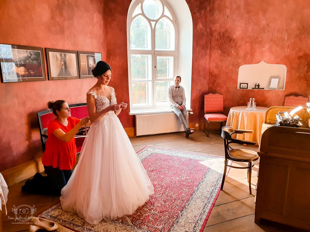 Sinu Pulmafotograaf & Unistuste Pulmapildid