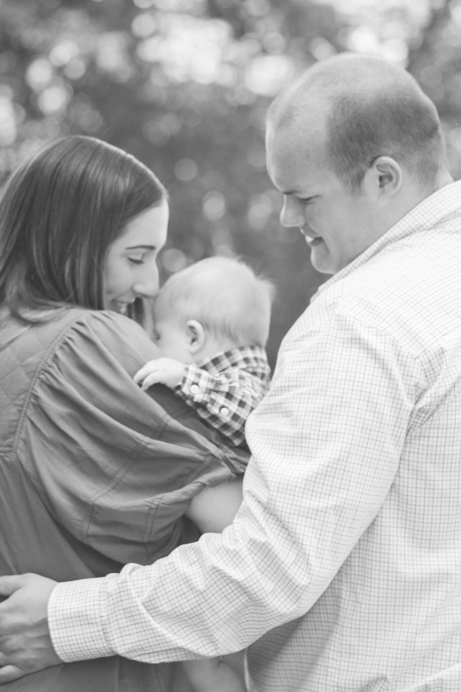 lifestyle family photography Central PA, natural family portraits Pennsylvania, family photo sessions Central PA, fall family photos Central
