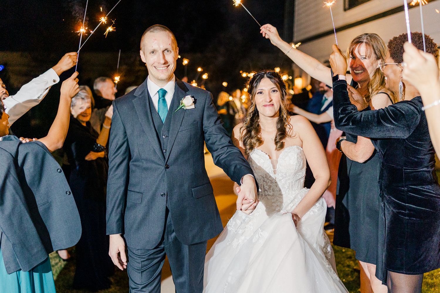 SWEENEY BARN VIRGINIA WEDDING PICTURES