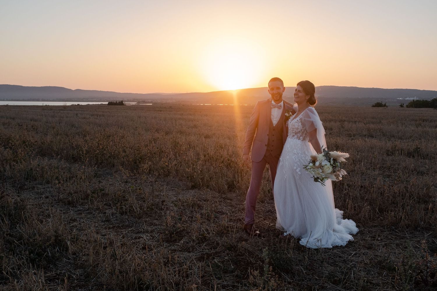 Photographes de mariage à Nîmes, Montpellier, Avignon, formule des préparatifs au vin d'honneur