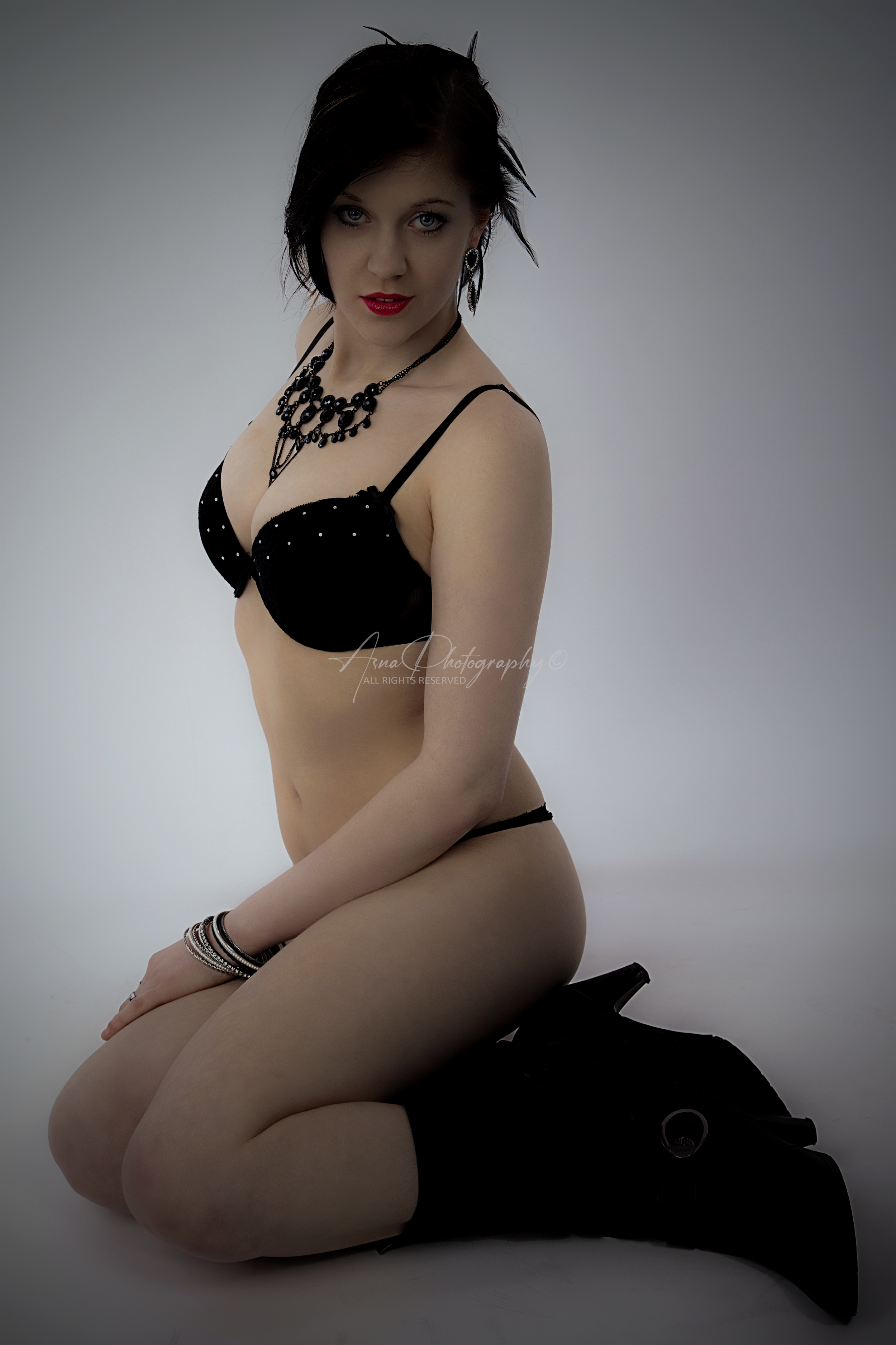 boudoir photo taken by private photographer