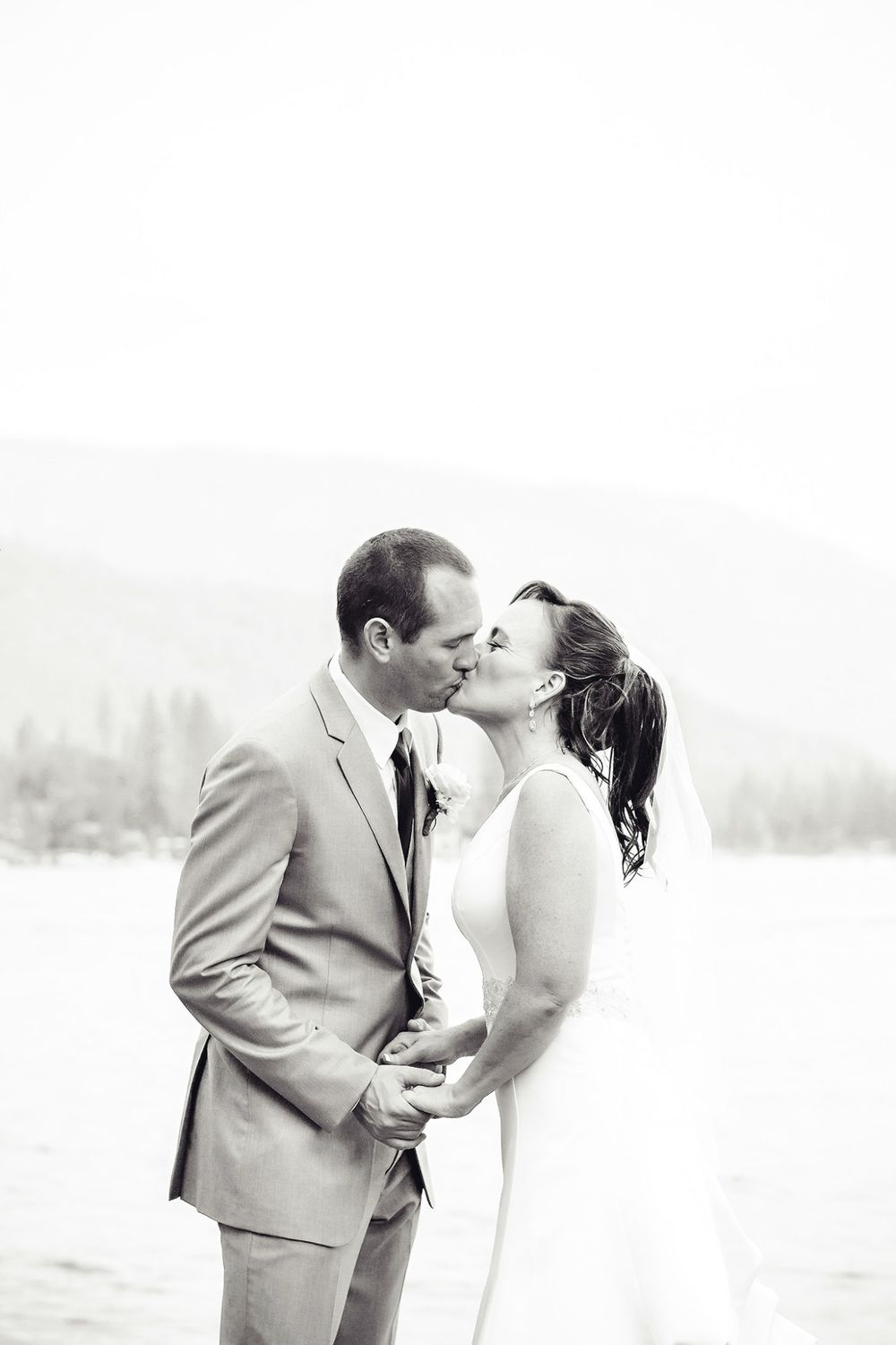 bass lake California destination wedding