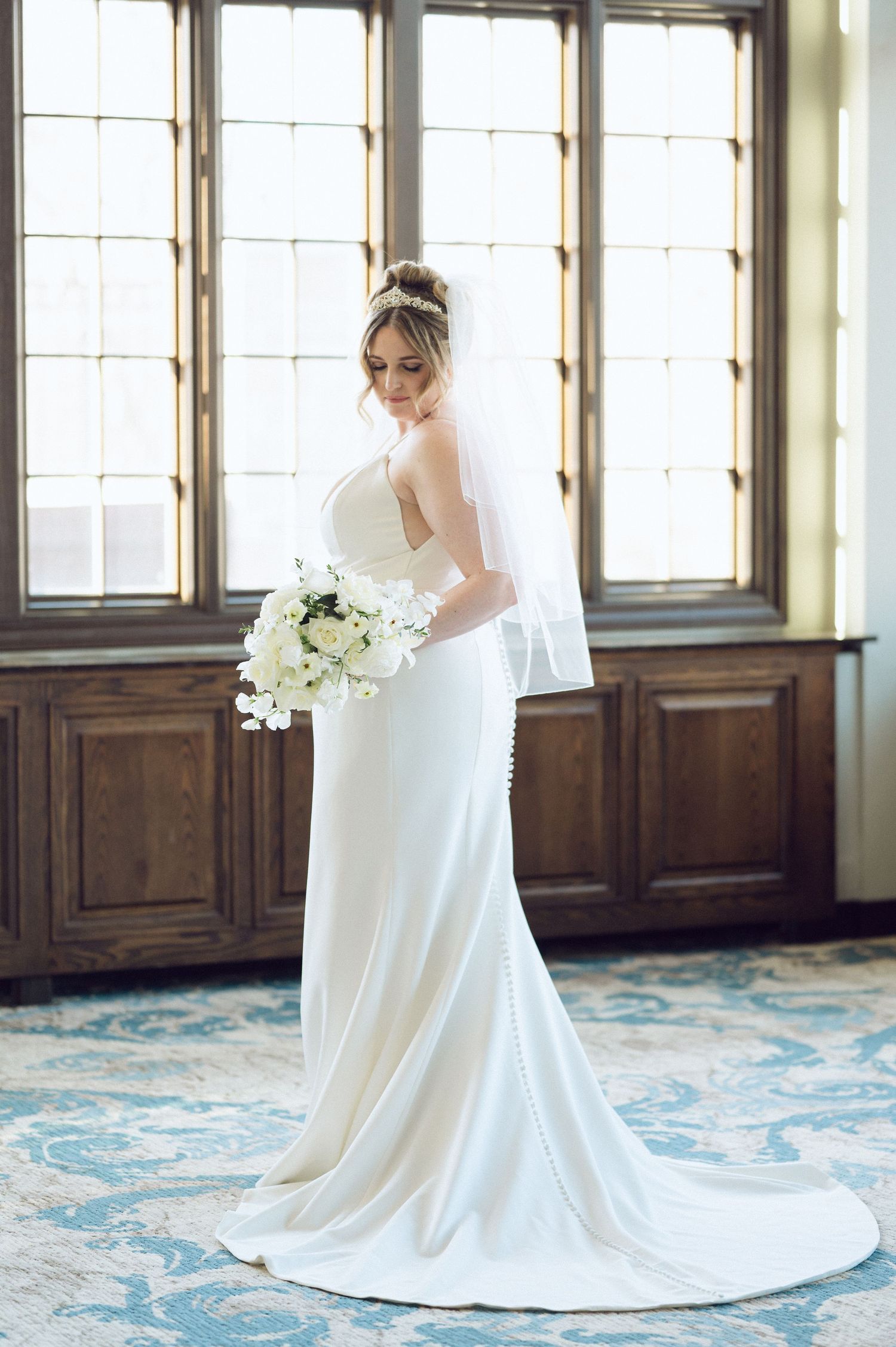 Michigan Shores Club Winter Wedding in Wilmette | Candace Sims Chicago Luxury Editorial & Fine Art Wedding Photographer