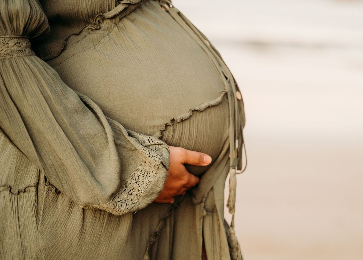 The Hills District Maternity Photographer