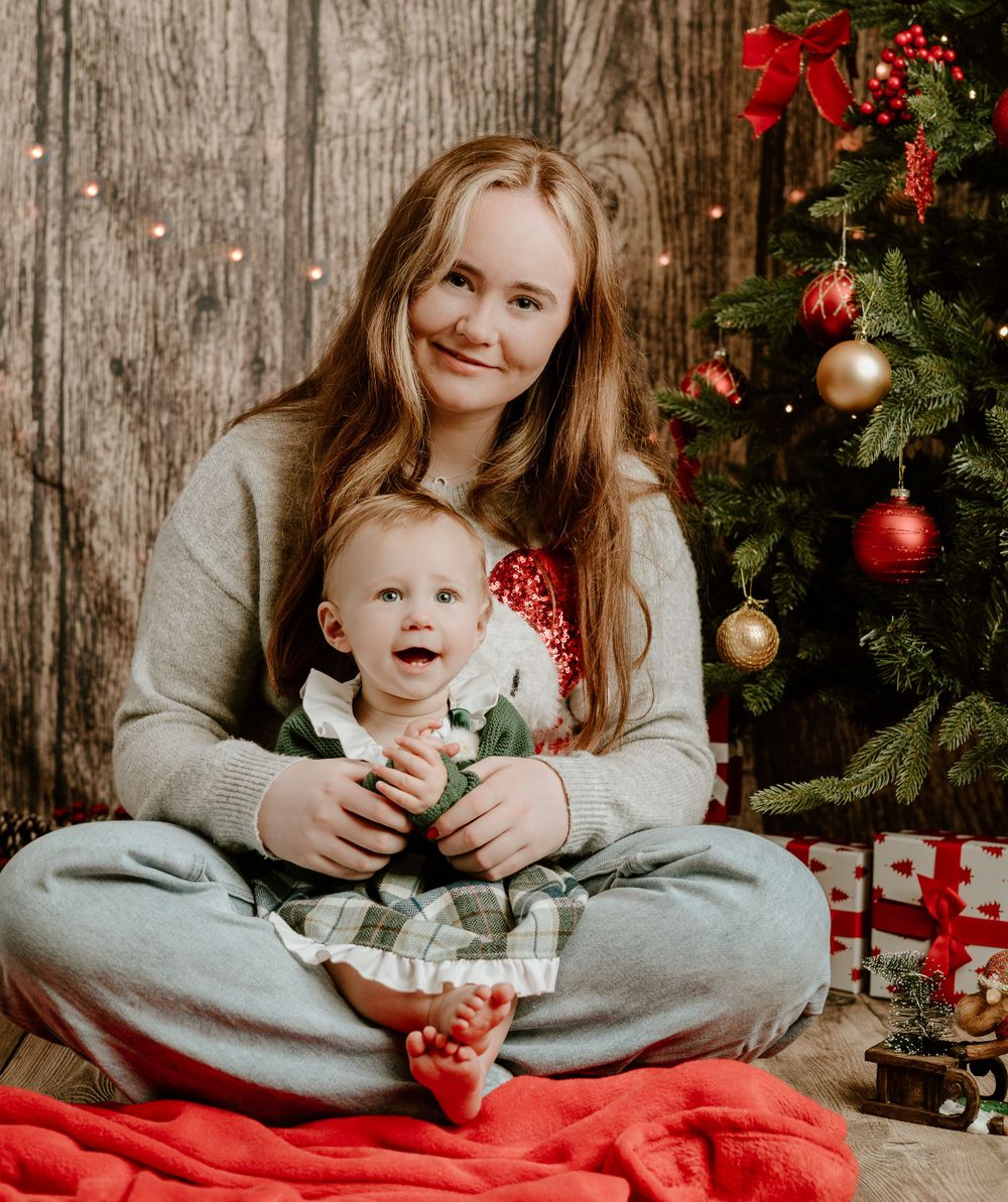 Aunty and baby Christmas photo in studio