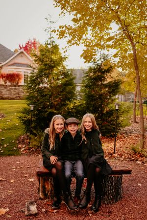 Fall family photos in Appleton Wisconsin