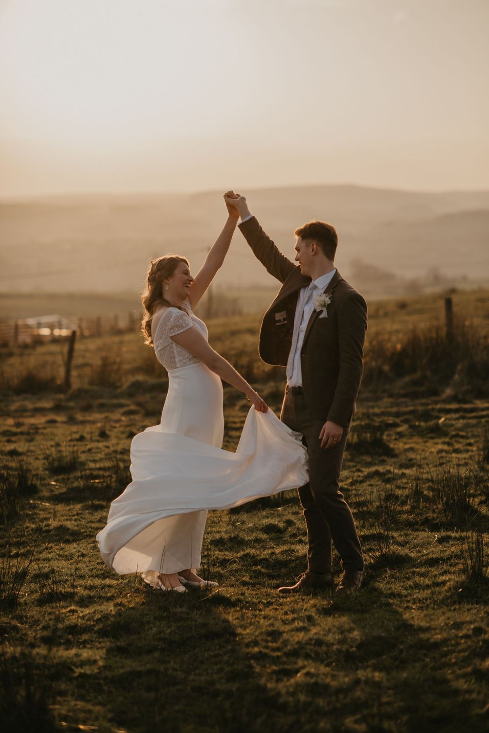 Golden hour wedding pictures warrington liverpool cheshire Holly Klein Photography