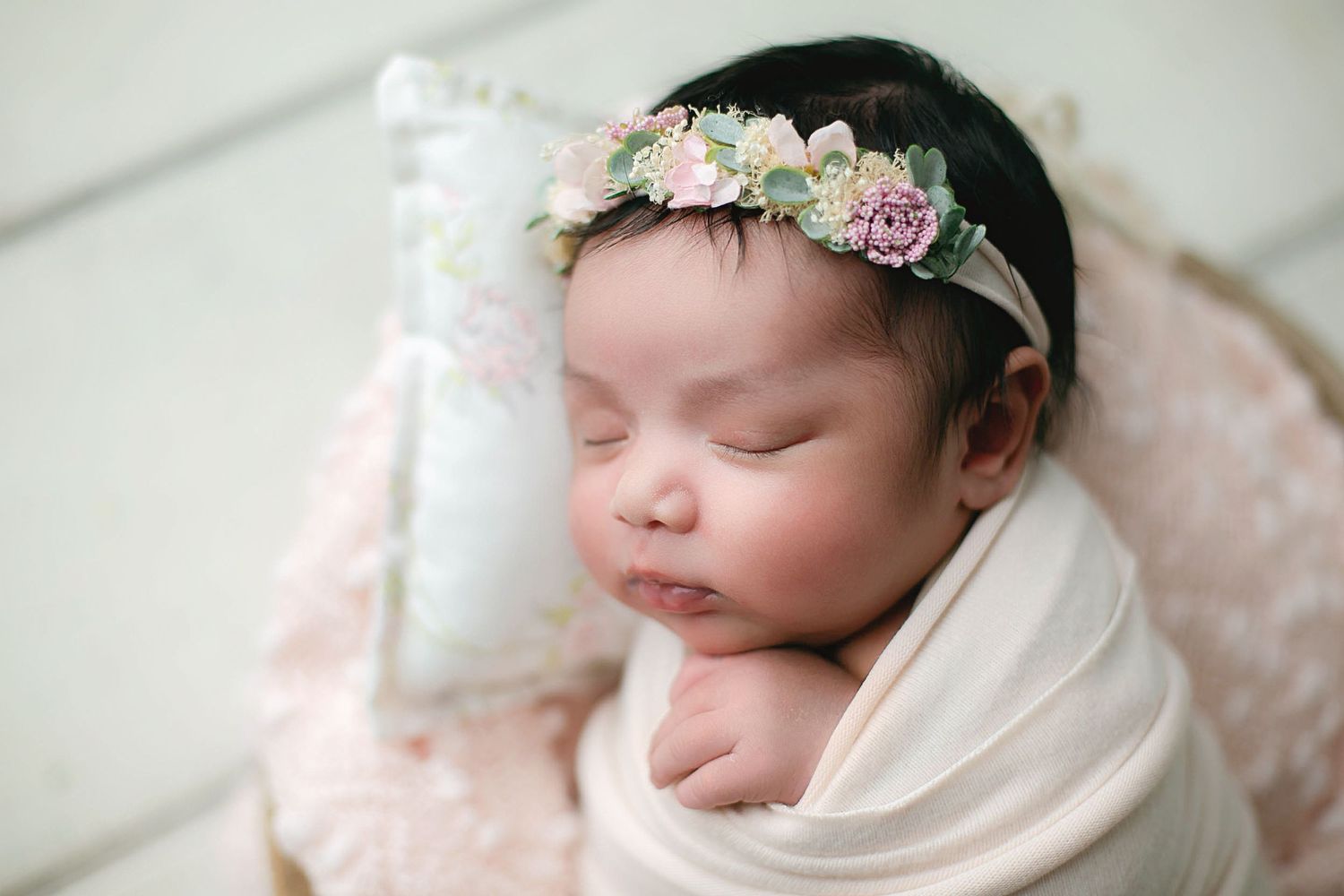 Profile shot of newborn. Greenville sc newborn photographer, Easley sc newborn photographer, Upstate sc newborn photographer