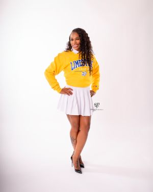 Senior photography photoshoot; black female empowering senior photos; high school senior photos; college senior photos