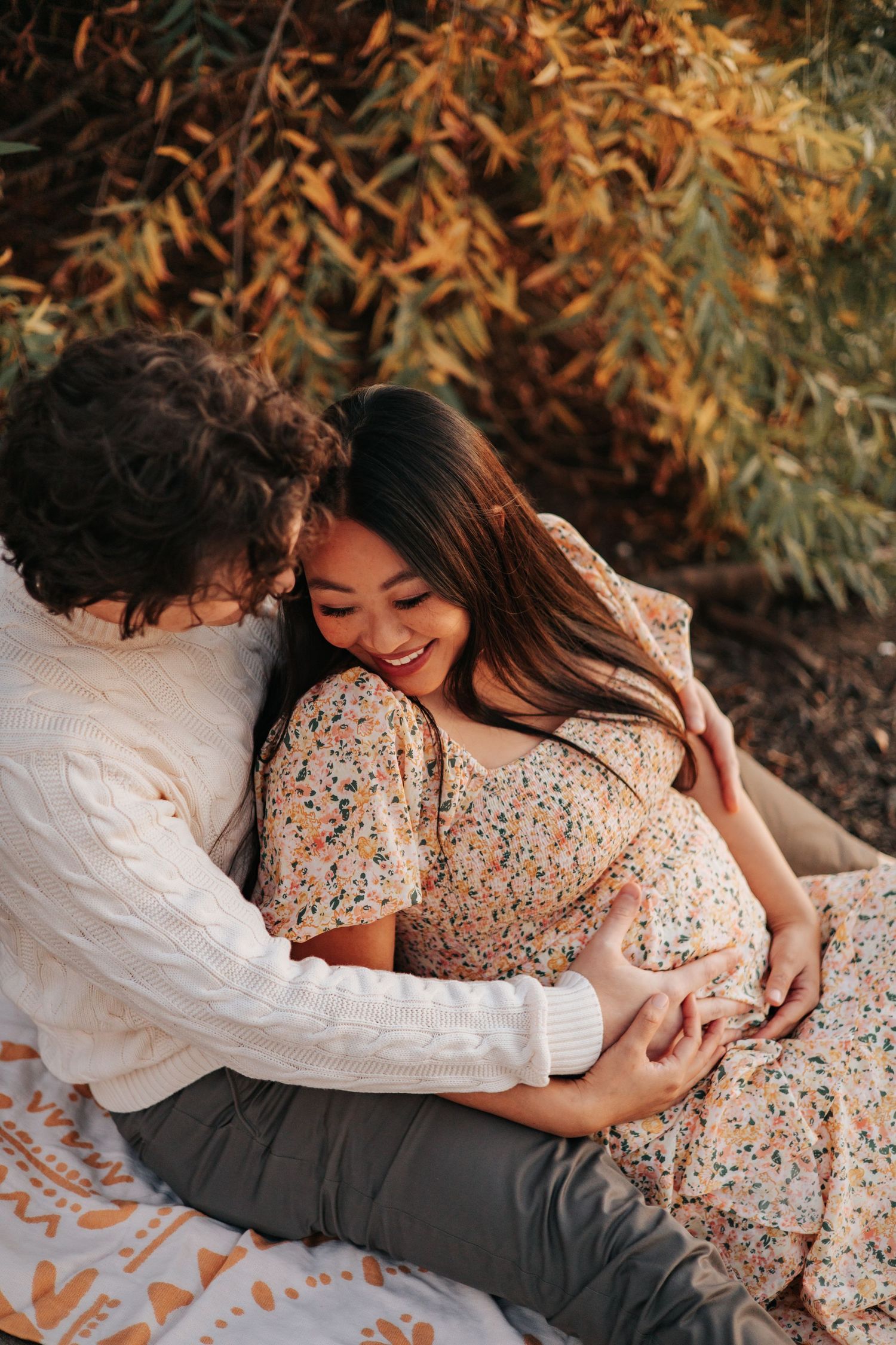 Los Angeles Golden Hour Maternity Couple Photography Service