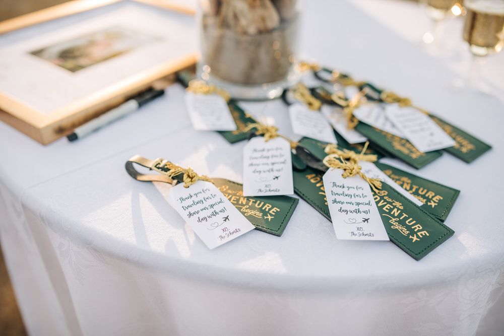 welcome guests gifts during elopement ceremony